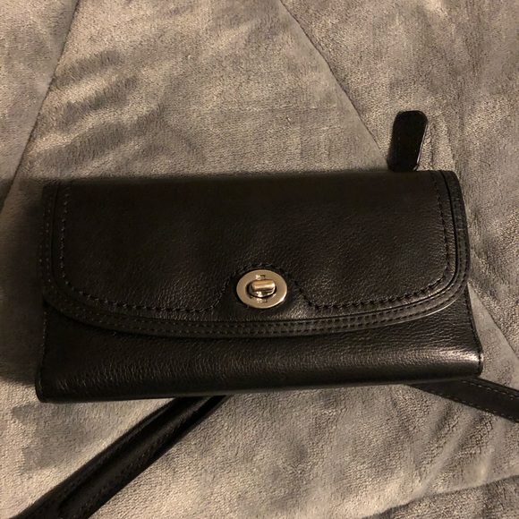 Coach purse and wallet - Picture 3 of 7